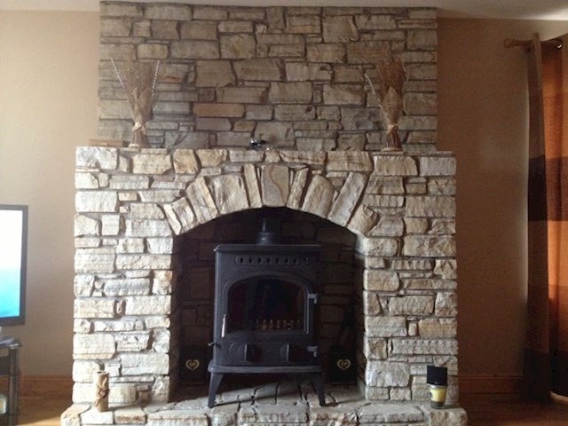 image of stone fireplace from Robert Cotter Stonemason