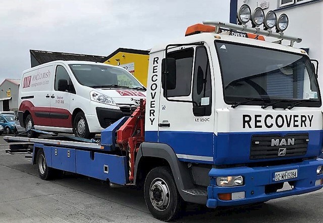 image of recovery vehicle from CC Recovery