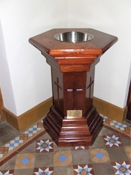 image of Ecclesiastical joinery from Custom Woodwork