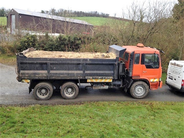 Image of tipper truck in Monaghan hired from Ciaran Reilly Plant Hire, hydraulic machinery and rock breaking machinery in Monaghan is available for hire from Ciaran Reilly Plant Hire