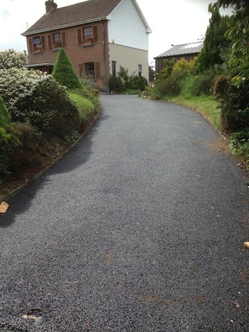 Image of concrete driveway in Dundalk laid by Fitzpatrick Driveways, driveway concreting in Dundalk is available from Fitzpatrick Driveways
