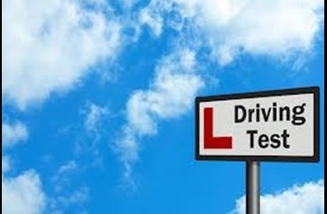 Image of L plate in Wexford, driving lessons in Wexford are provided by Long's Driving School