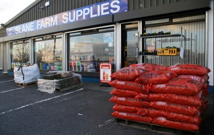 Image of Slane Farm Supplies in Meath, animal feedstuff and farm hardware in Meath are stocked in Slane Farm Supplies
