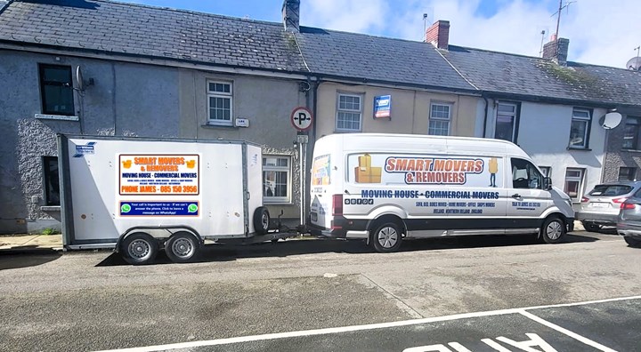 Residential removal services Wexford - Smart Movers & Removers - Man with van