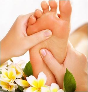 Image of reflexology in Cavan being carried out by Geraldine Farrelly Brady Physical Therapy, reflexology in Cavan is provided by Geraldine Farrelly Brady Physical Therapy
