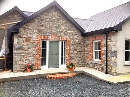 Image of stone wall in Meath constructed by Robert Cotter, stone walls in Navan, Bettystown, Trim and County Meath are built by Robert Cotter