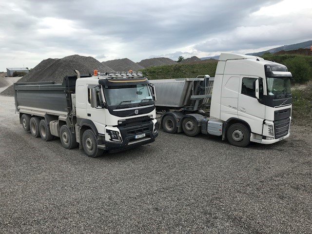 image of sand and gravel delivery trucks from Seamus Grogan Sand and Gravel