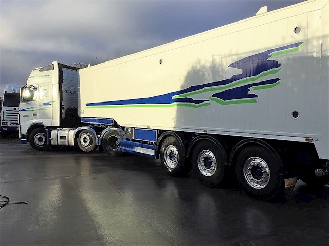 image of bulk haulage truck from Gabriel McCaffrey